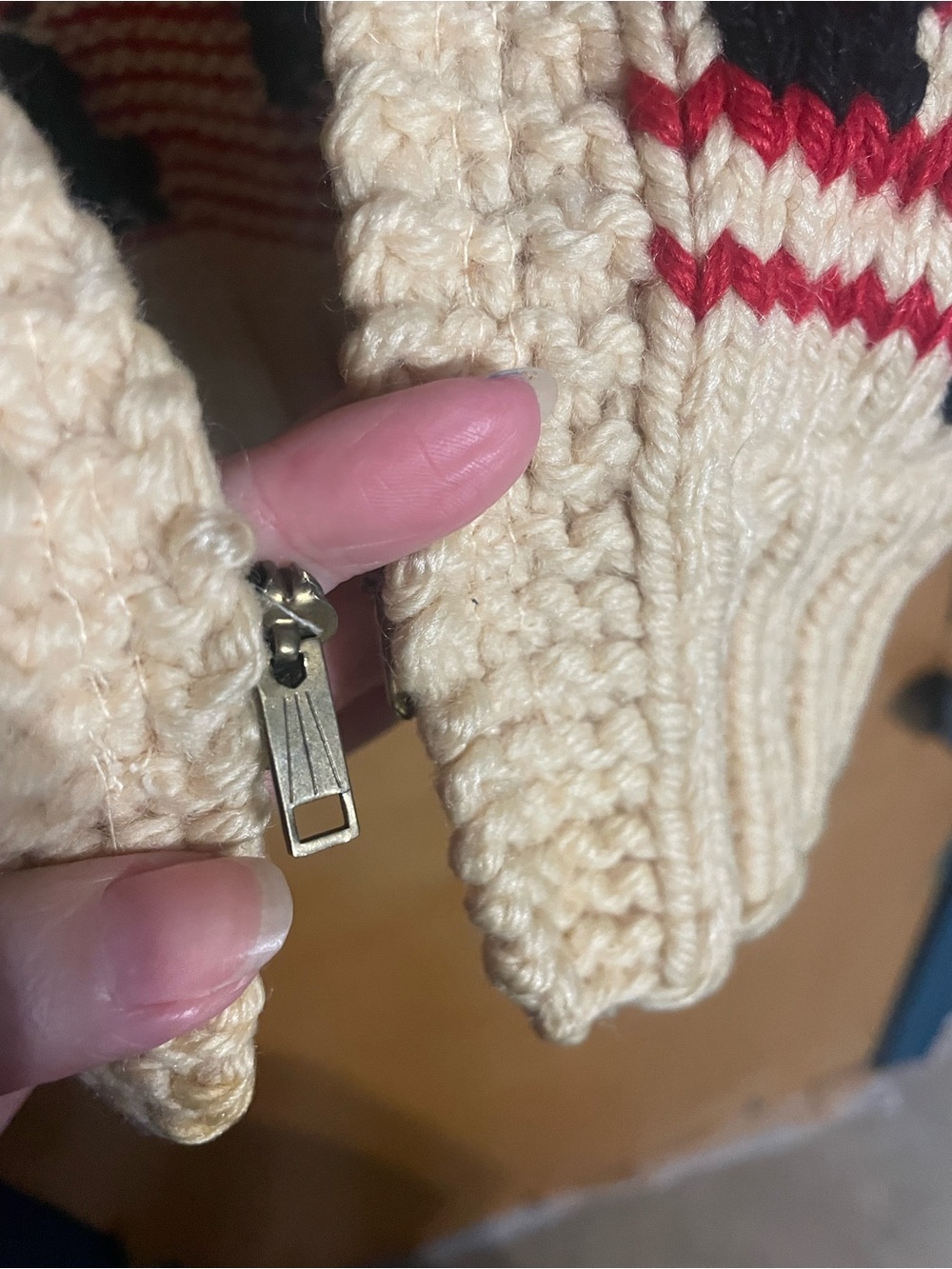 VINTAGE HANDMADE Knit Zip Cardigan with Dancing Couples and Red Accents - Picture 6 of 8